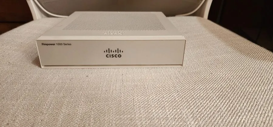 Межсетевой экран Cisco Firepower 1010 Security Firewall Appliance — фото лота 2