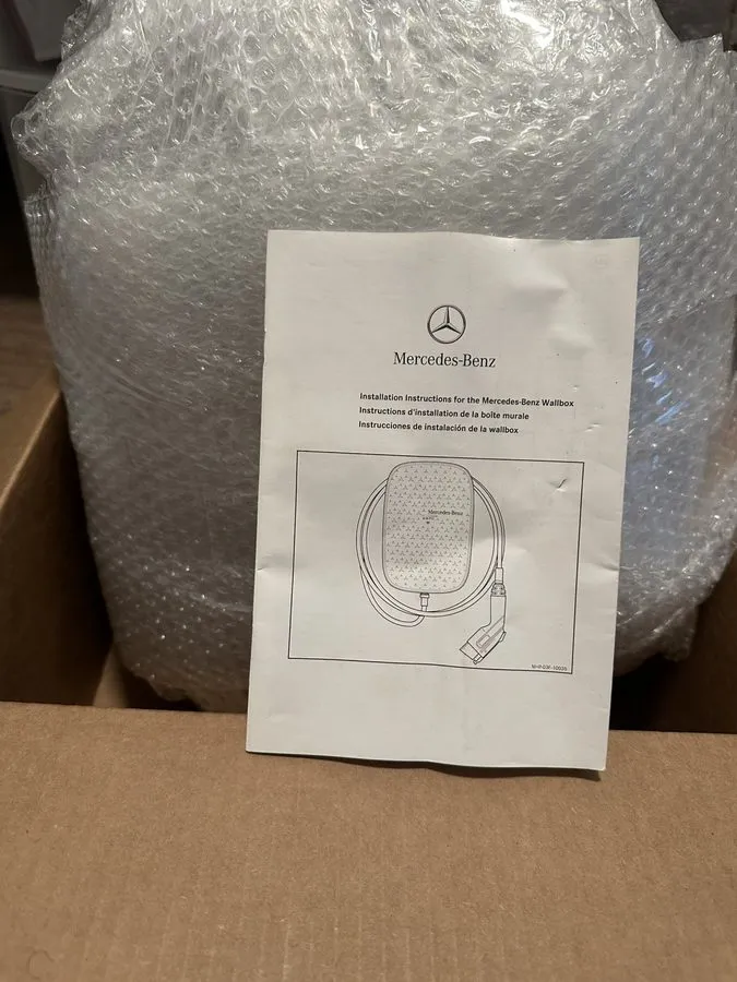 Аккумулятор Mercedes-Benz Wallbox Level 2 EV Charger 48A 11.5kW J1772 A000906341