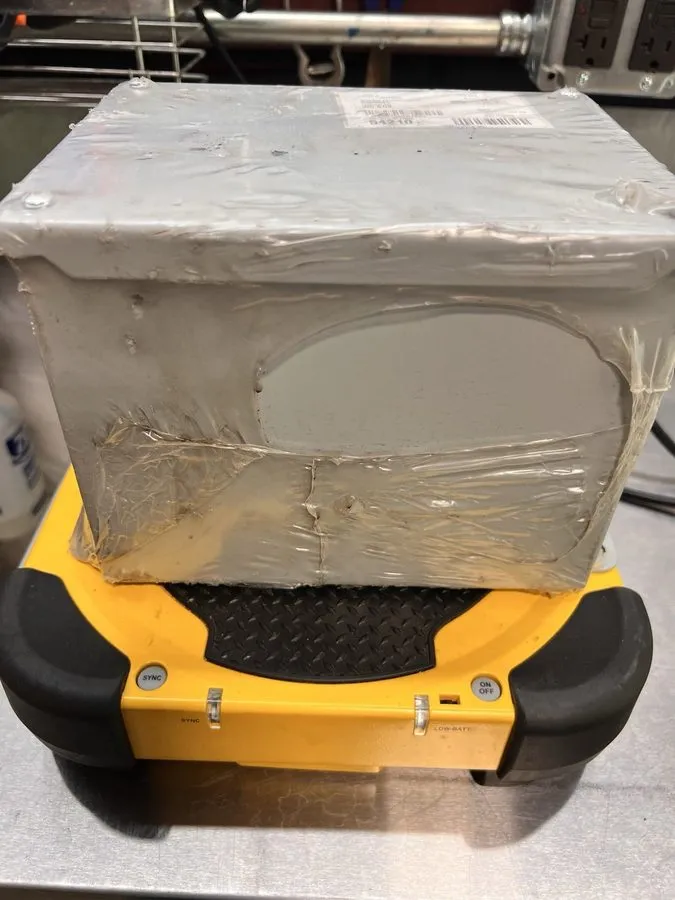 Монтажный шкаф HOFFMAN A8066SC Enclosure,Mtllc,8InHx6InWx6InD 32FE79 — фото лота 2
