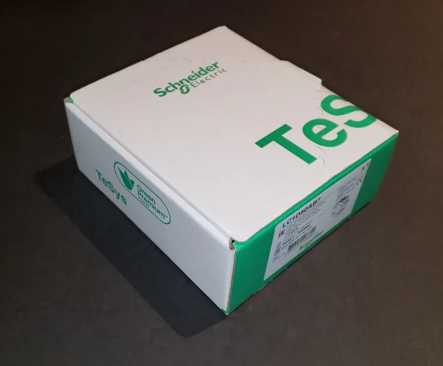 Контактор Schneider LC1D50AB7 TeSys D Magnetic Contactor 50A 24V AC