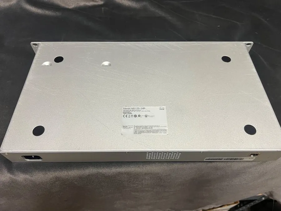 Коммутатор Cisco Meraki MS125-24P 24 Port PoE 4x SFP+ Switch Unclaimed MS125-24P — фото лота 2