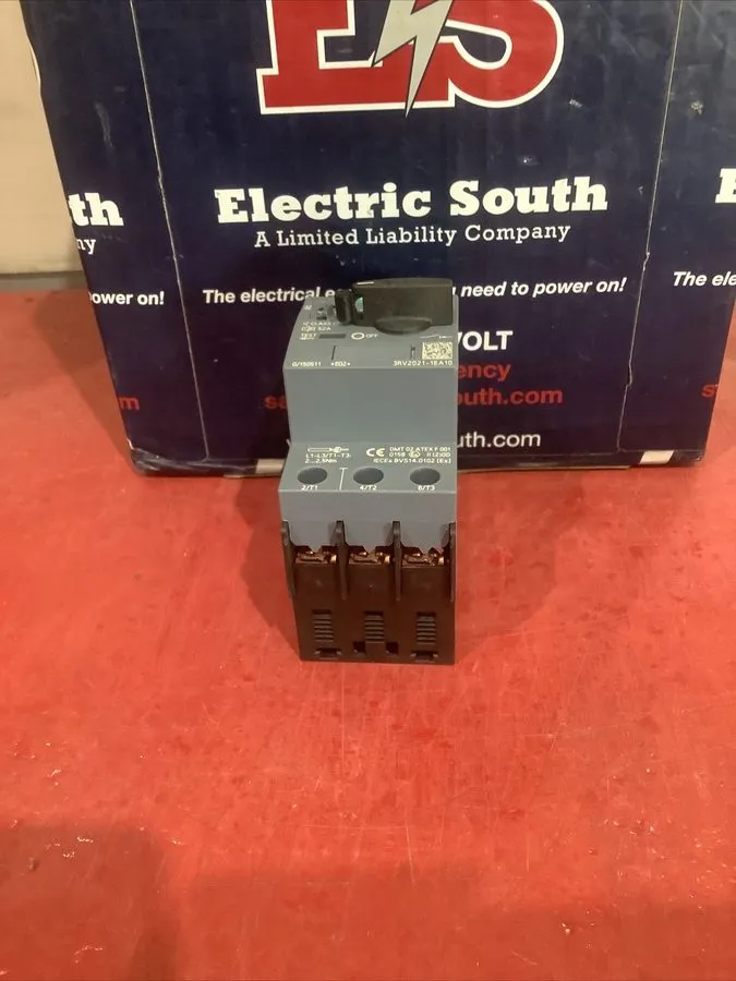 Автоматический выключатель SIEMENS Motor Protection Circuit Breaker 3RV2021-1EA1 — фото лота 1
