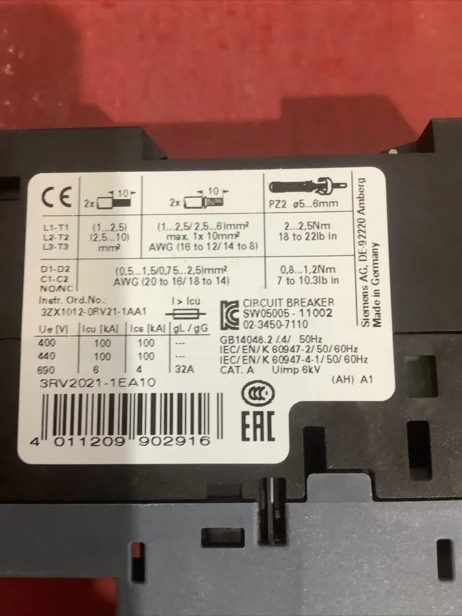Автоматический выключатель SIEMENS Motor Protection Circuit Breaker 3RV2021-1EA1 — фото лота 2