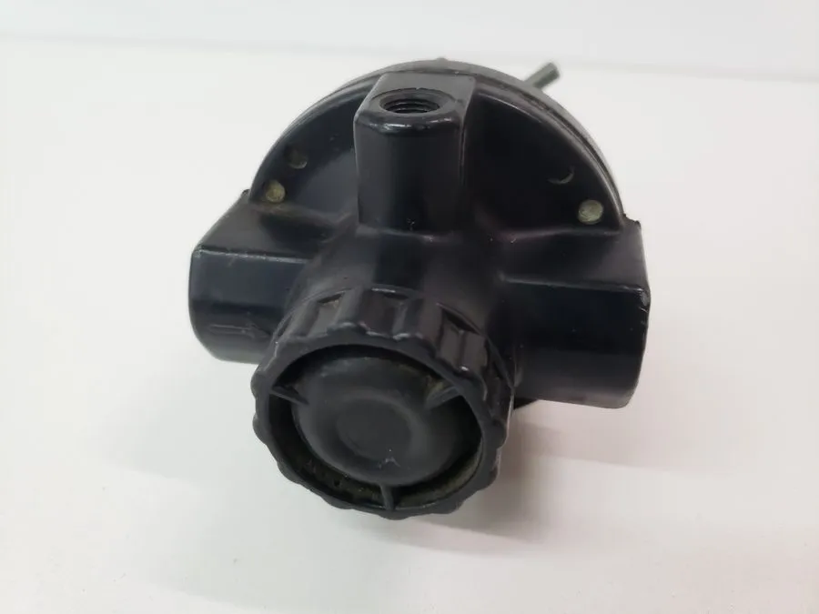 Трубопроводная арматура Norgren 11-002-061 Pressure Regulator w/ Tee Valve & Gau