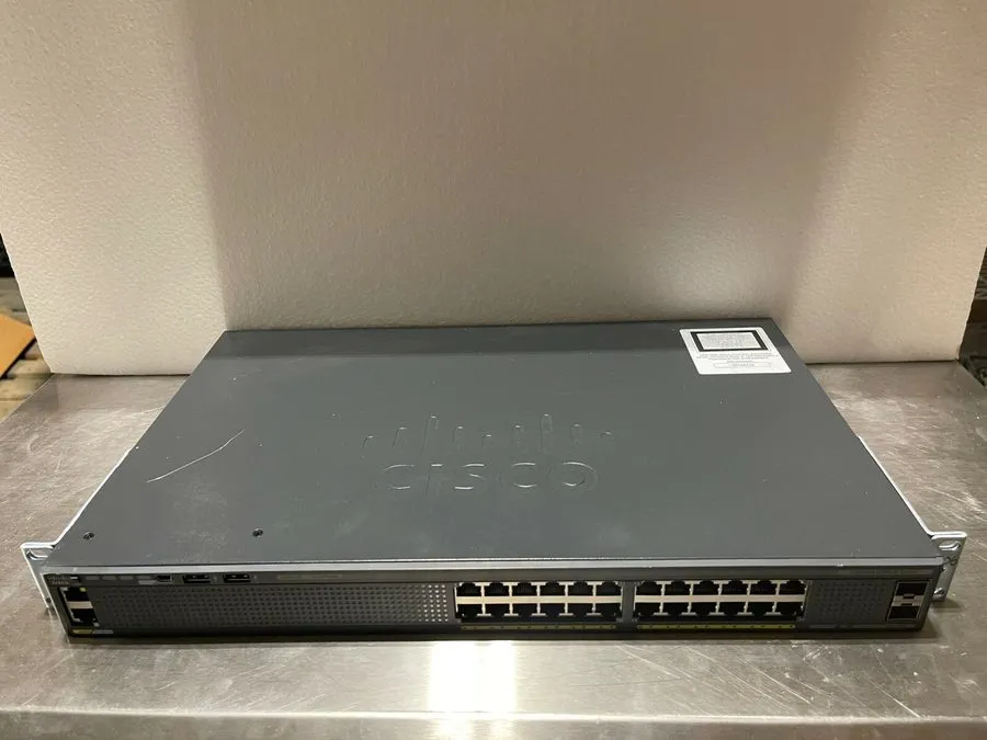 Коммутатор Cisco WS-C2960X-24TS-LL Switch 24 Ports Gigabit + 2 SFP