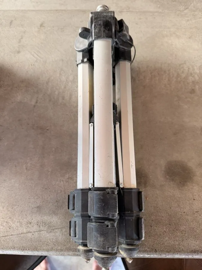 Геодезический прибор Hilti Rotary Laser Self Leveling PR 30-HVS PART REPAIR ONLY