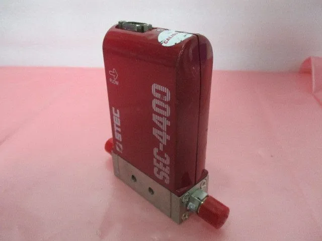 Контроллер Horiba STEC SEC-4400 MFC Mass Flow Controller 300 SCCM SiH4 Gas CA-FE
