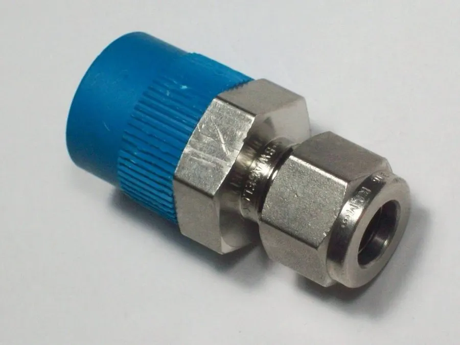 Фитинг 11 x Swagelok SS-600-1-8 "Tube Fitting Male Connector" 3/8in x 1/2 NPT — фото лота 1