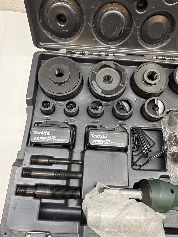 Электрооборудование Greenlee LS100X11SB4 Intellipunch 11-Ton Hydraulic Knockout  — фото лота 2