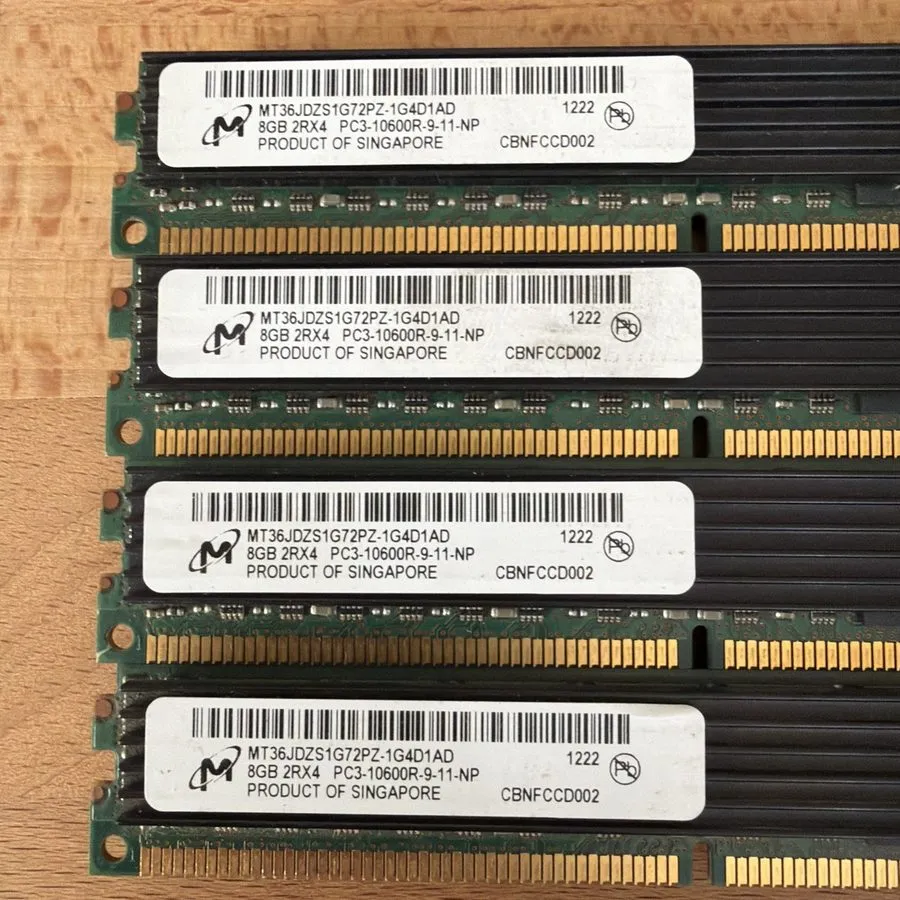 Модуль памяти Micron 8GB 2Rx4 PC3-10600R 1333MHz 240Pin Memory Module MT36JDZS1G — фото лота 1