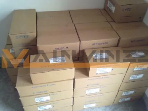 Серводвигатель Yaskawa servomotor SGMGV-03D3A61