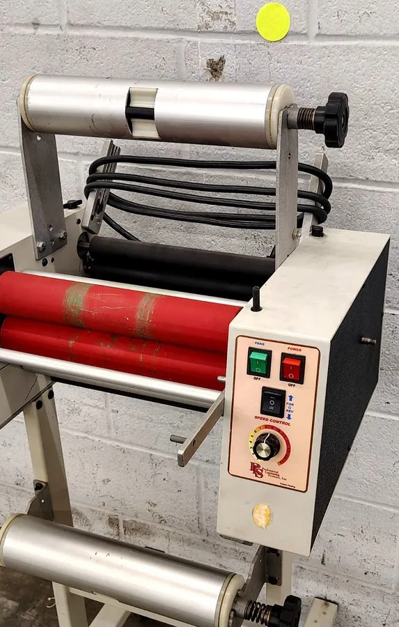 Ламинатор PRO-LAM HIGH PERFORMANCE ROLL LAMINATOR 12" ROLL 120V 50/60HZ 16.7A PL