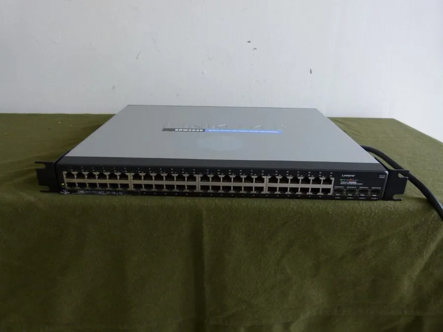Коммутатор Cisco SRW2048 Gigabit Small Business Managed Switch 48 Ports Rackmoun