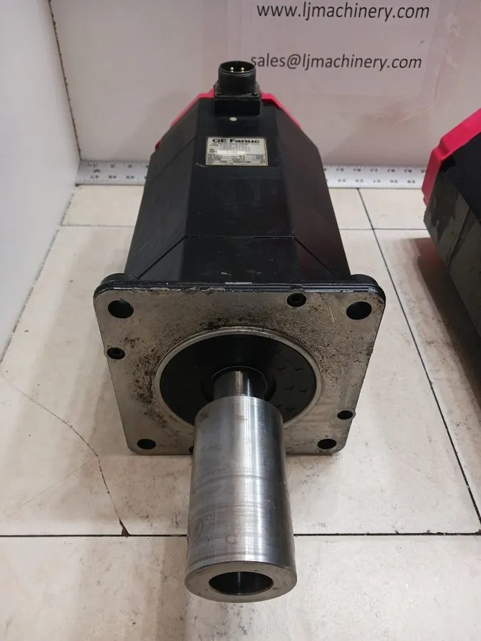 Серводвигатель GE Fanuc A06B-0502-B002 #7000 20S AC Servo Motor W/Pulse Coder