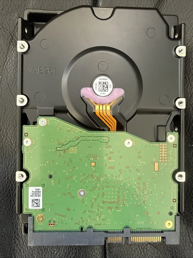 Жёсткий диск Western Digital WD Gold 6TB 7200RPM SATA 3.5" HDD 128MB WD6002FRYZ — фото лота 2