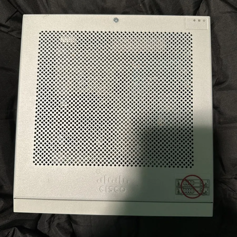 Межсетевой экран Cisco Firepower 1010 Security Firewall Appliance