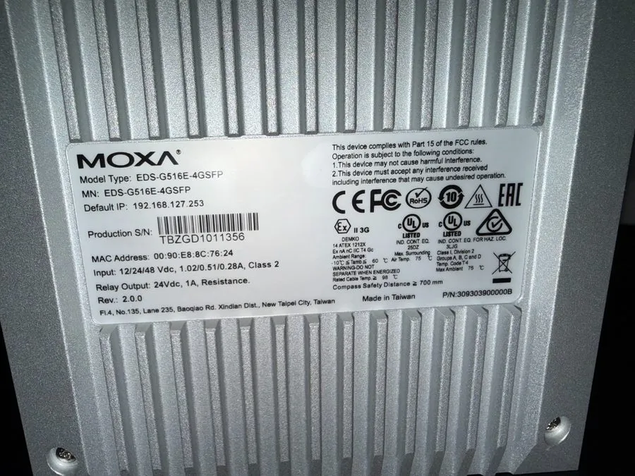 IIoT-устройство MOXA EDS-G516E-4GSFP V1.0.1 16-port Ethernet switch — фото лота 4
