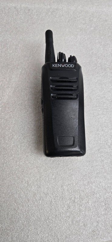 Радиостанция Kenwood NX-340 UHF Digital Portable Radio Very Good Condition