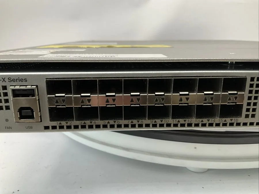 Коммутатор Cisco WS-C4500X-24X-ES w/ C4KX-NM-8SFP+ 24-port 10G Switch Dual AC
