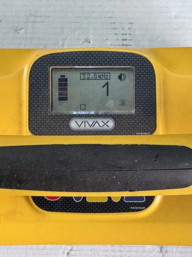 Генератор для трассоискателя Vivax MetroTech VX200-4 Transmitter Pipe Locator — фото лота 2
