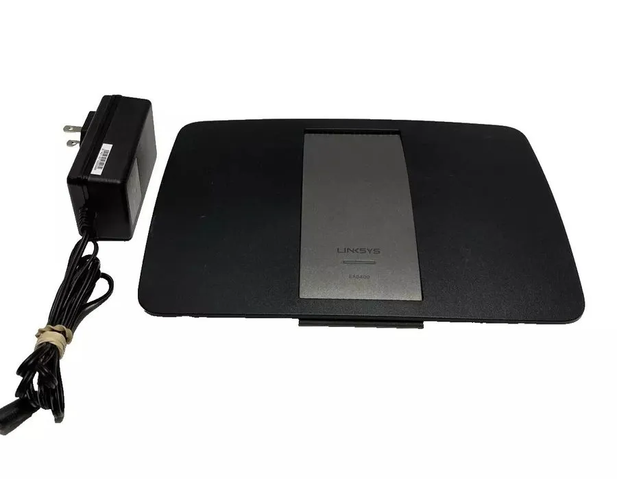 Маршрутизатор Linksys Wireless Dual Band Router / 4 Port 10/100/1000 Ethernet Sw