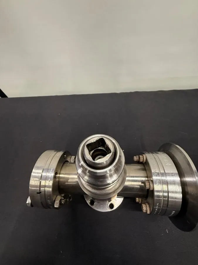 Клапан Varian 951-5017 Right-Angle Valve, 2.75" CF & NW Clamp, 1/2" Drive Vacuum — фото лота 2