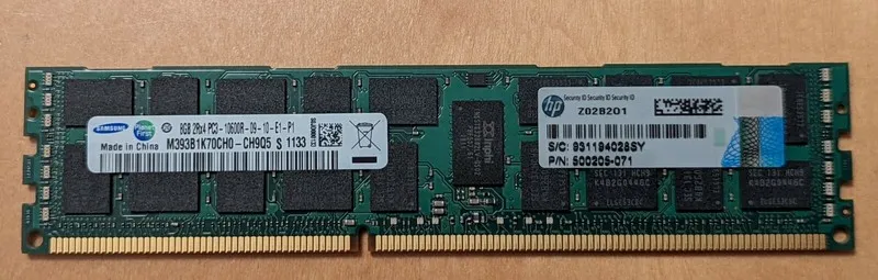 Модуль памяти Samsung 8GB PC3-10600R M393B1K70CH0 CH9Q5 HP 500205-071