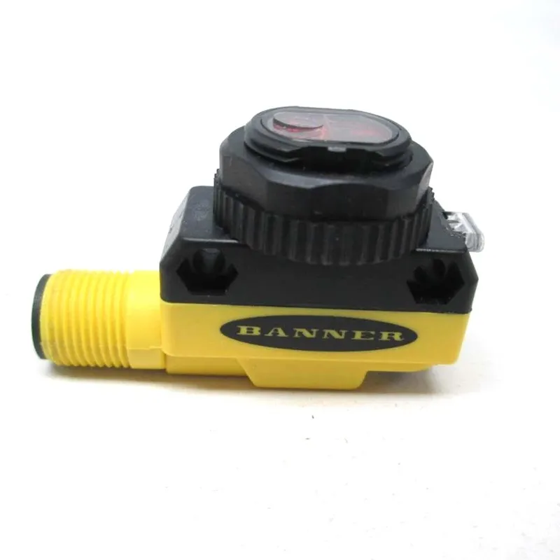 Фотоэлектрический датчик BANNER QS18VP6LDQ8 Photoelectric Sensor 10-30VDC