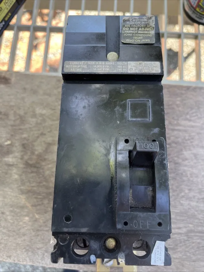 Автоматический выключатель Square D I-Line Circuit Breaker Two POLE 100 Amp 480  — фото лота 1
