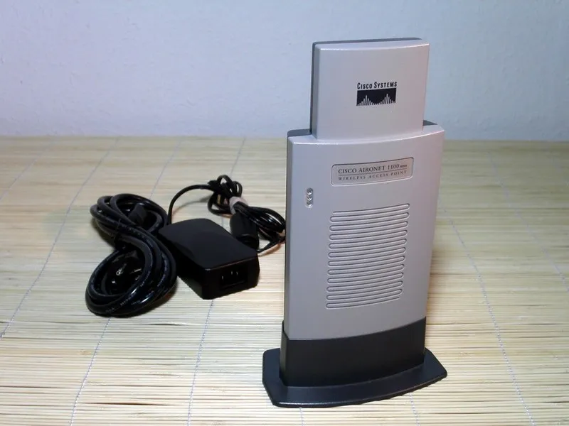 Точка доступа Wi-Fi Cisco AIR-AP1120B-E-K9 IEEE 802.11b Access Point — фото лота 1