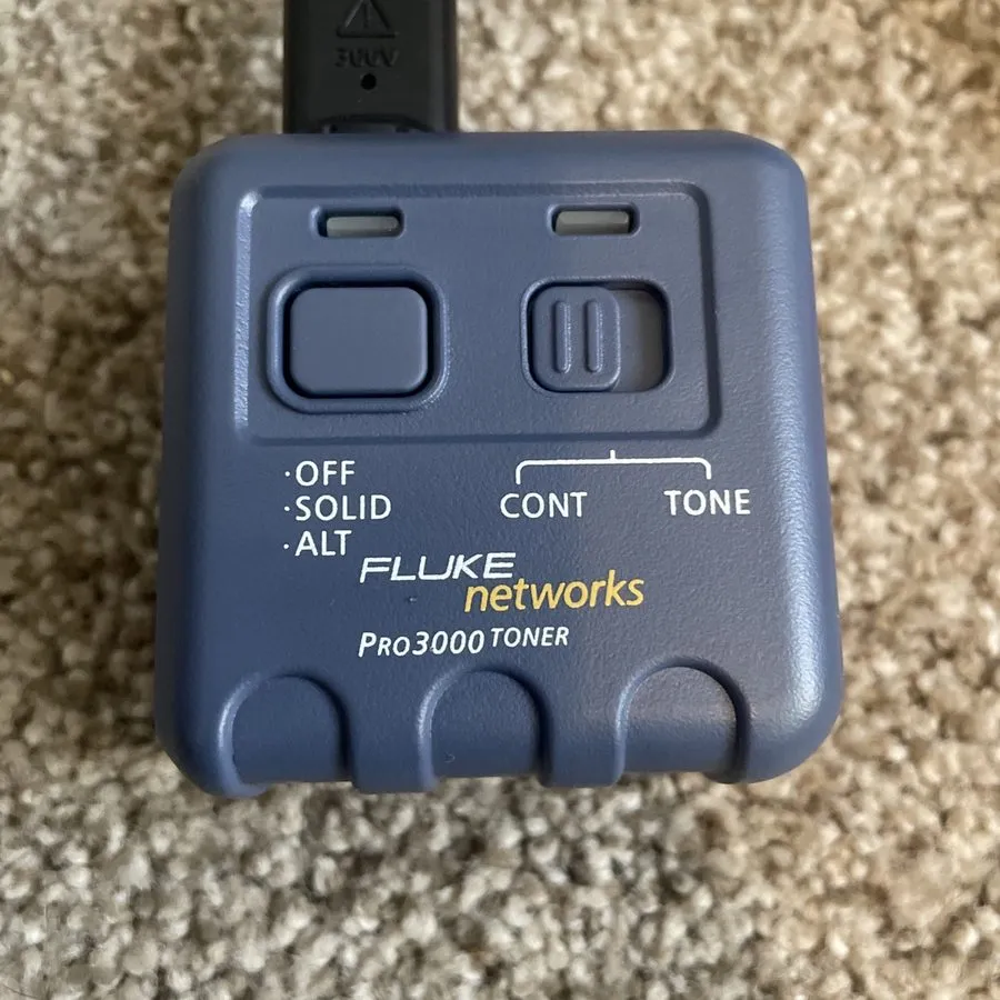 Тестер Analogowy lokalizator par PRO3000 Fluke Networks