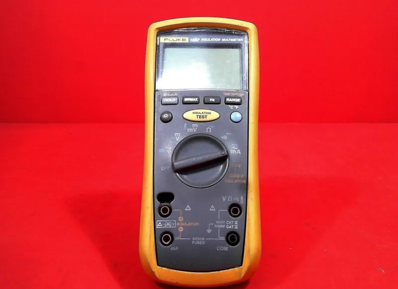 Мультиметр Fluke 1587 FC Insulation Multimeter True RMS Auto-Ranging