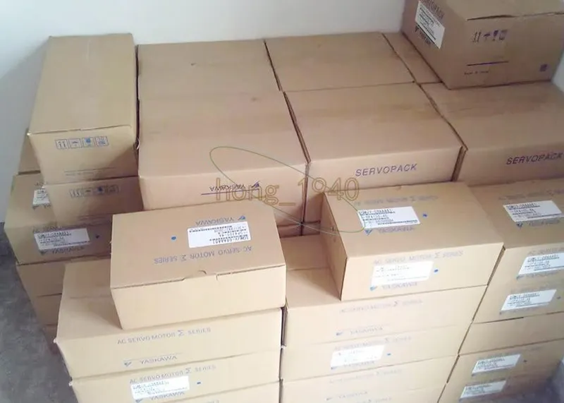 Серводвигатель Yaskawa SGMGV-30A3A21 2.9kW Servo Motor 200V 18.6Nm 1500RPM PREOW