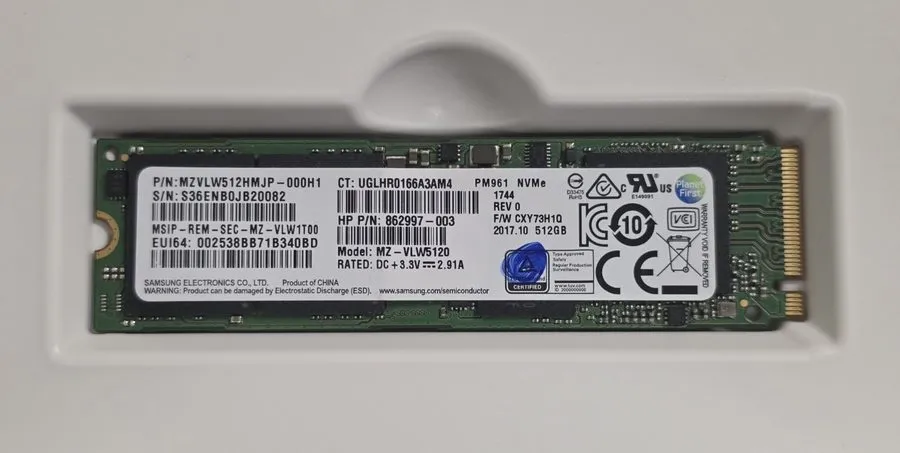 Samsung PM961 512GB NVMe M.2 SSD