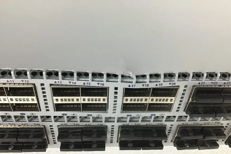 Коммутатор Arista DCS-7260QX-64-F 64x 40GbE QSFP+, 2x SFP+ Switch 2x PWR-1100AC- — фото лота 3