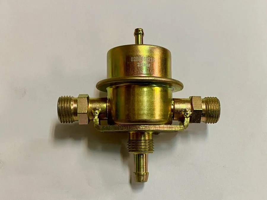 Трубопроводная арматура Fuel Pressure Regulator 92811019801 92811019826