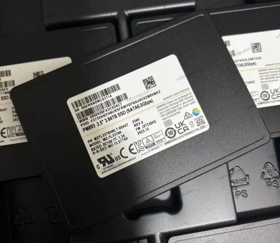 SSD-накопитель Samsung PM893 Series 3.84TB SATA 6Gb/s 2.5inch Internal SSD MZ-7L