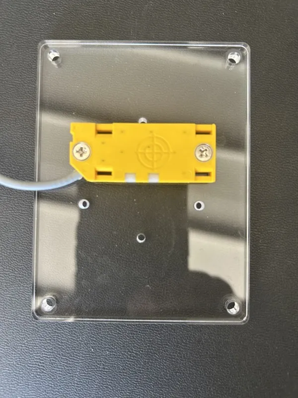 Датчик приближения Turck BC10-QF5,5-AN6X2/S250 Rectangular Capacitive Proximity  — фото лота 2