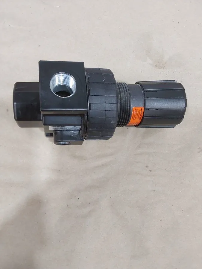 Регулятор давления Parker 07R318AC Pneumatic Regulator, 250PSI #133C24PR4