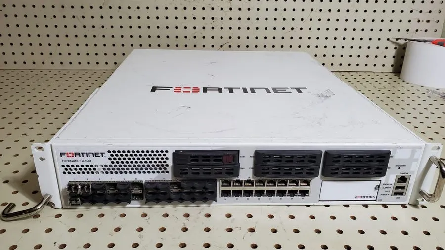Межсетевой экран FORTINET FortiGate FG-1240B Security Appliance Firewall Rackmou