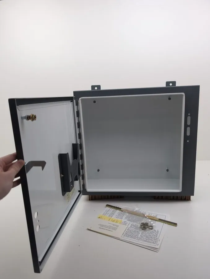 Монтажный шкаф Hoffman A-20SA2208LP NEMA Type 12/ Enclosure Disconnect Sngl Door