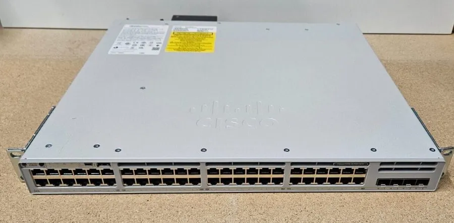 Коммутатор Cisco C9300L-48P-4G-E • Gigabit Ethernet PoE+ Switch • 1x PWR-C1-1100