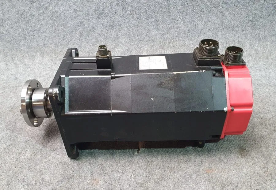 Серводвигатель Fanuc 10S/2000 7.6A AC Servo Motor A06B-0315-B201