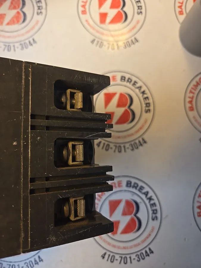 Автоматический выключатель GE TED134030 30A 3-Pole 480V AC E-Frame Circuit Break