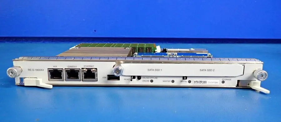 Маршрутизатор Juniper MX240 1x MIC3-3D-10XGE-SFPP, 1x MIC-3D-20GE-SFP. 1x RE-S-1