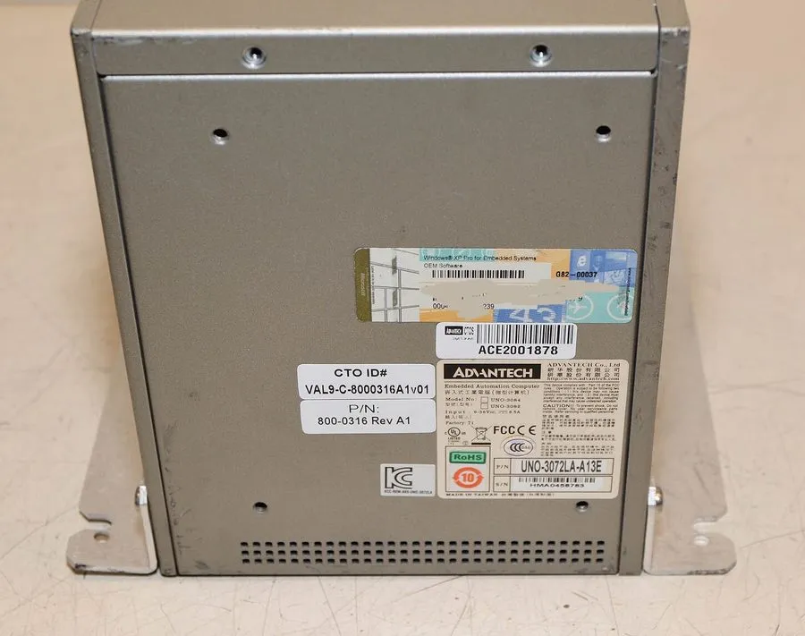 Advantech UNO-3072LA-A13E Intel Atom N270 1.6 GHz, 2 GB RAM 160gb