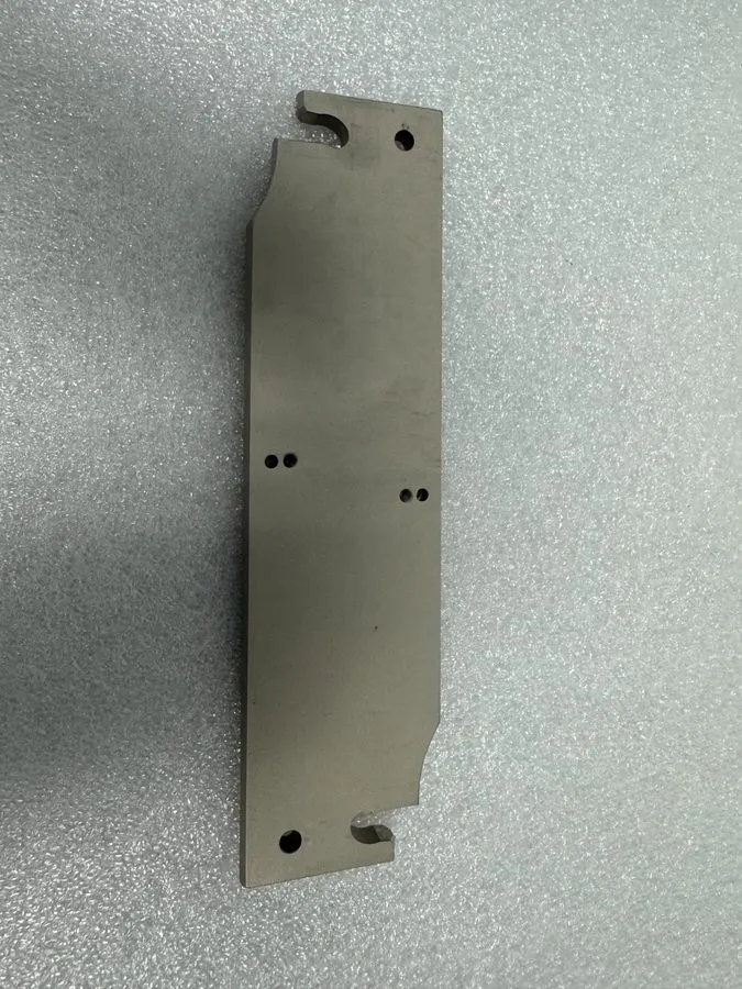 Режущий инструмент Part off tool / Groove Holder ISCAR 2302293 TGFH 52K-8 120 pa — фото лота 1