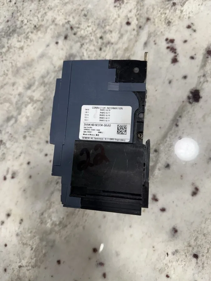 Автоматический выключатель Siemens 3VA4 3VA4160-6ED34-0AA0 3-Pole 60A AC Molded 