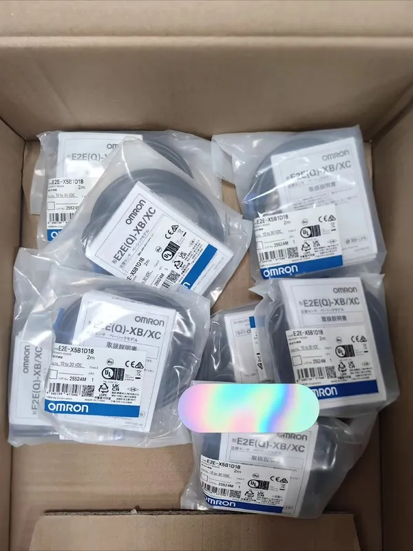 Датчик приближения Omron E2E-X5B1D18 Proximity Sensor