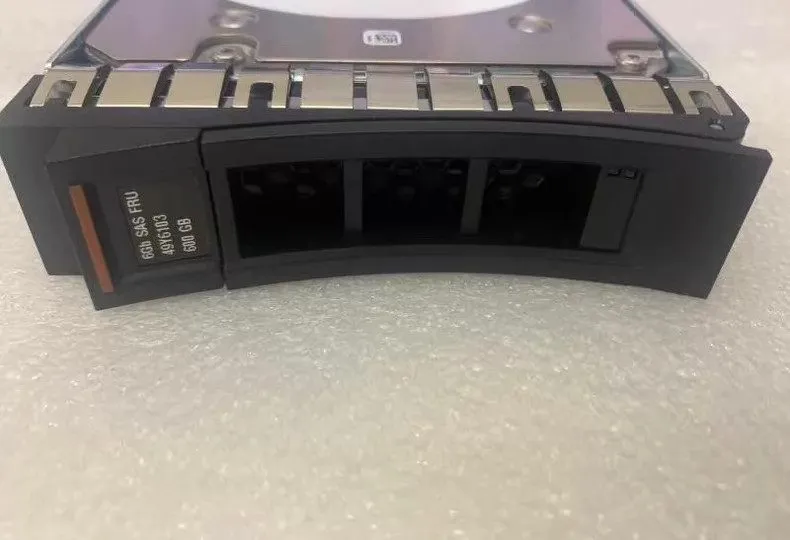 Жёсткий диск IBM 600GB 49Y6104 49Y6103 49Y6102 15K 6Gbps SAS 3.5" M4 HDD Hard Dr